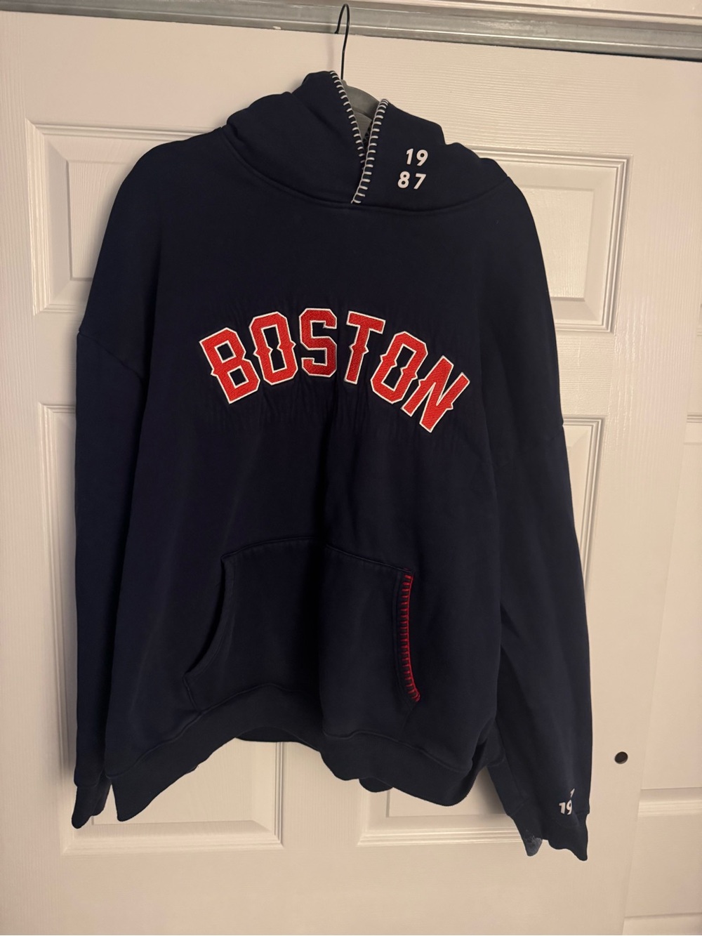 1987 Brand Unisex Fit Boston Graphic Navy Hoodie Sweatshirt